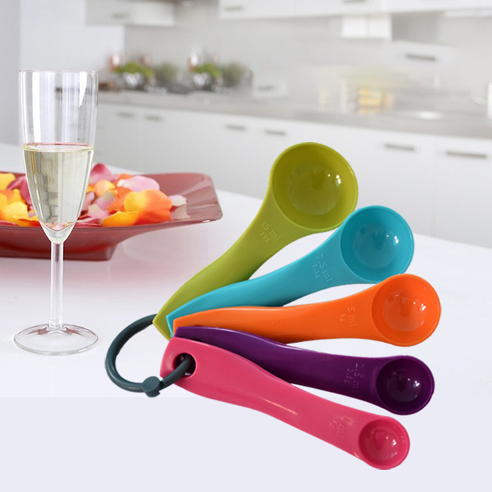 Cucharas medidoras de colores  - Kitchen Baking Kit reseña y precio